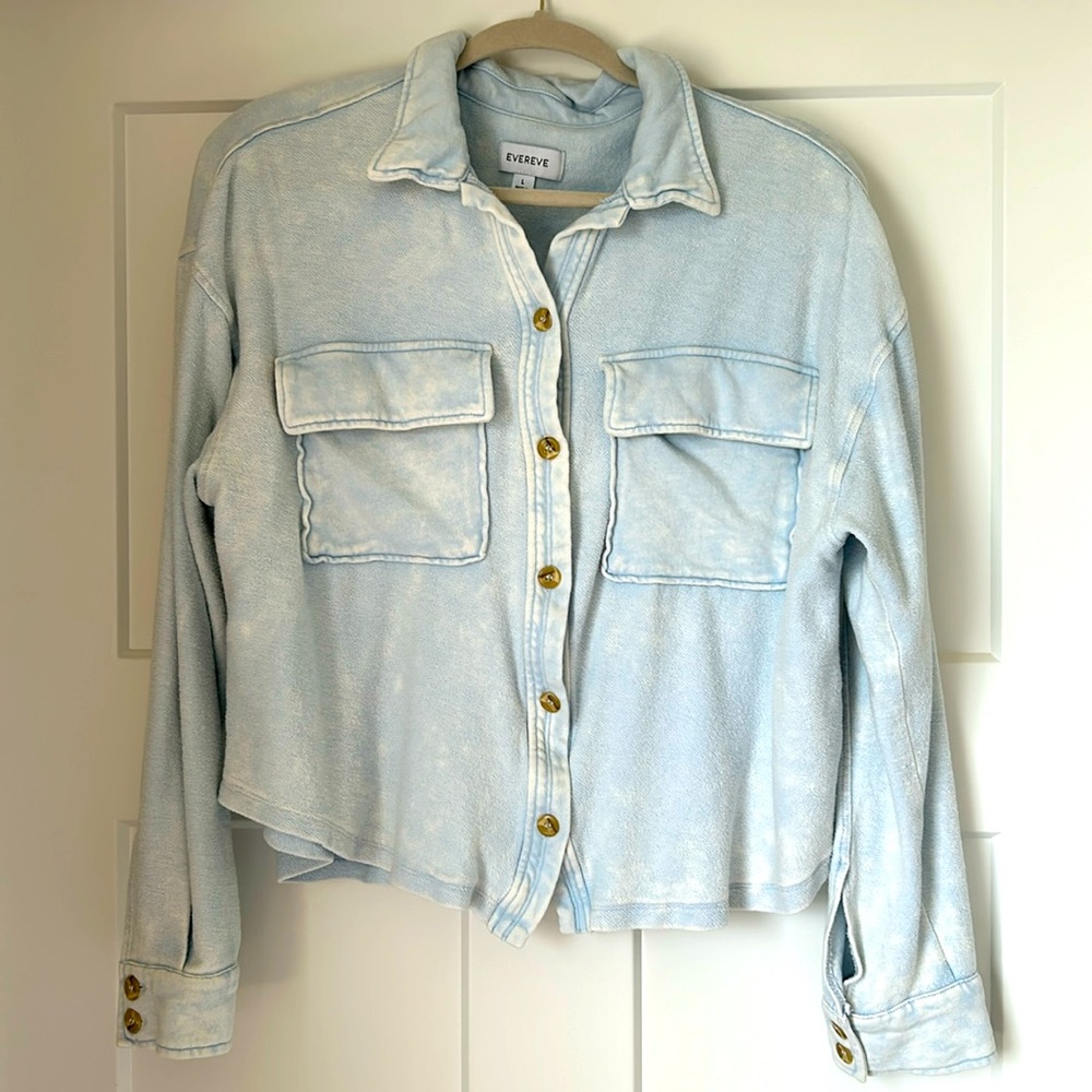 EVEREVE cropped, distressed sweatshirt in French Terry. size large